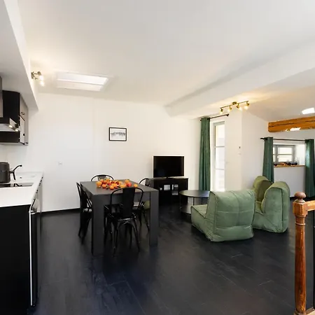 Bastide Elegance Noire 公寓